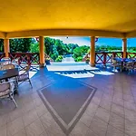 Borhotel Sziluett Farkasmály 3* Gyöngyös