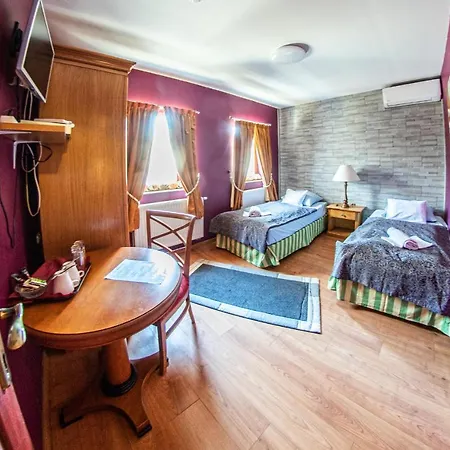 Borhotel Sziluett Farkasmaly Gyongyos