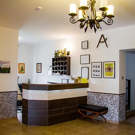 Borhotel Sziluett Farkasmaly 3* Gyongyos