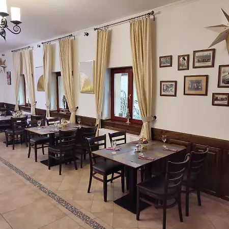 Borhotel Sziluett Farkasmaly 3*