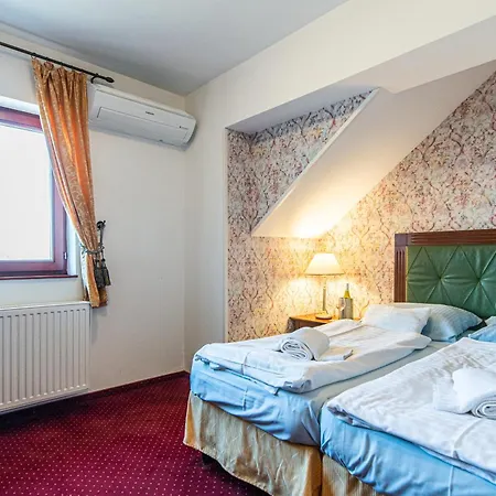 Borhotel Sziluett Farkasmaly