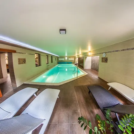 Borhotel Sziluett Farkasmaly 3*