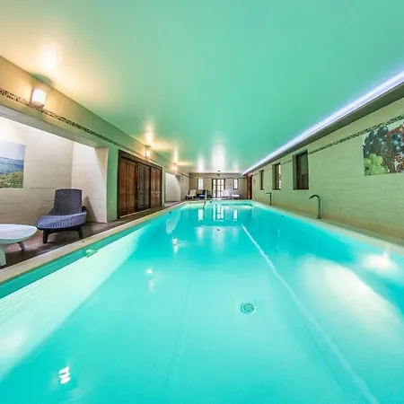 Borhotel Sziluett Farkasmaly Hotel