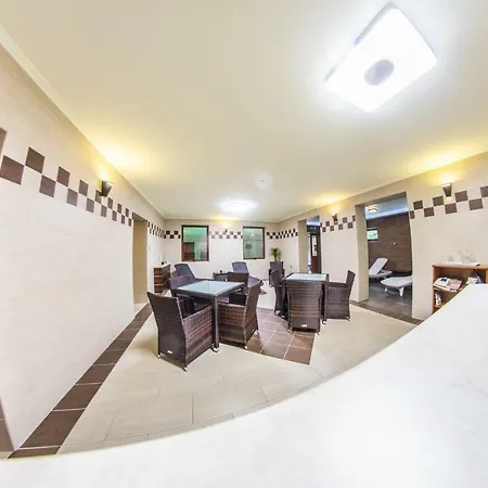 Borhotel Sziluett Farkasmaly 3* Gyongyos